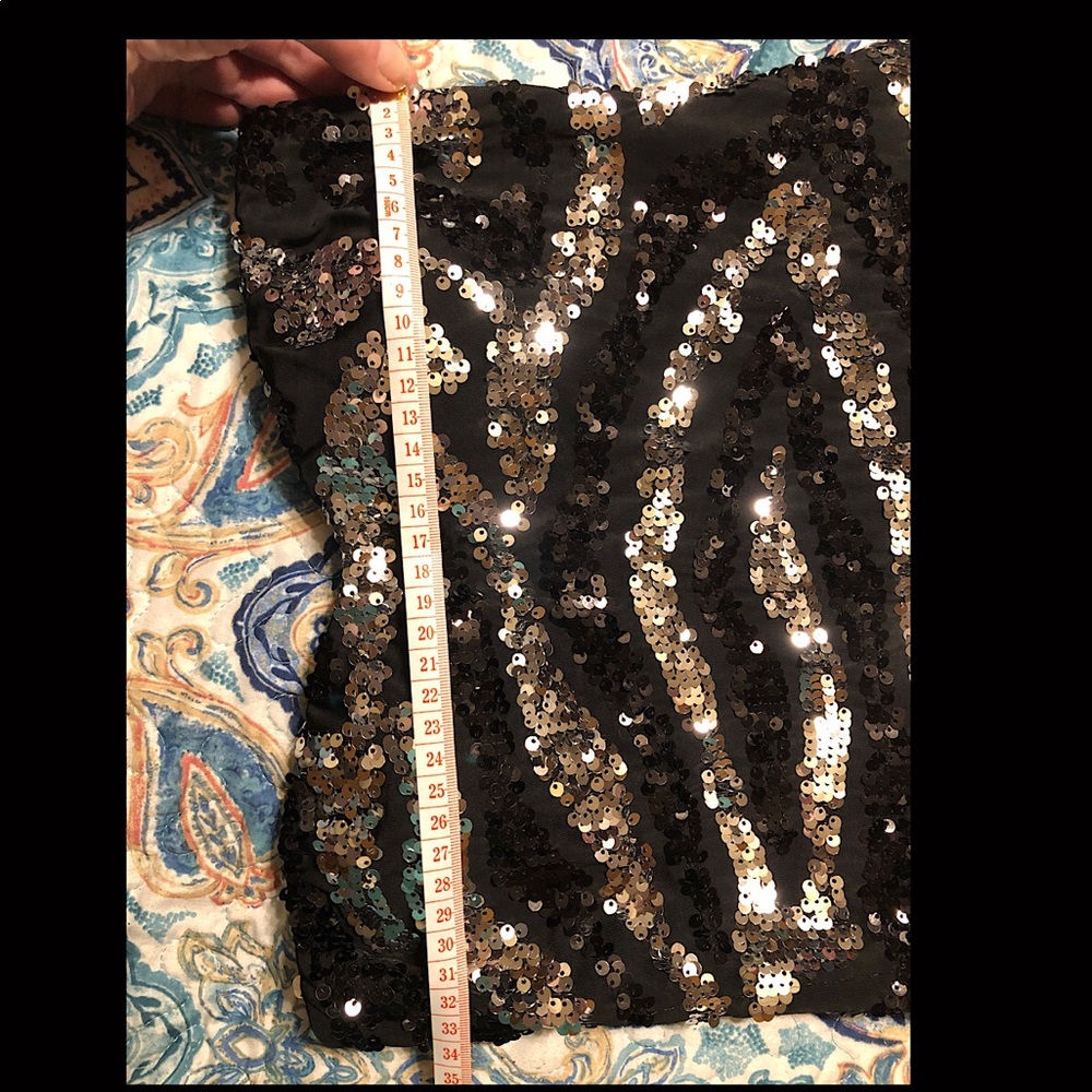 Dress - Picture 4 of 5